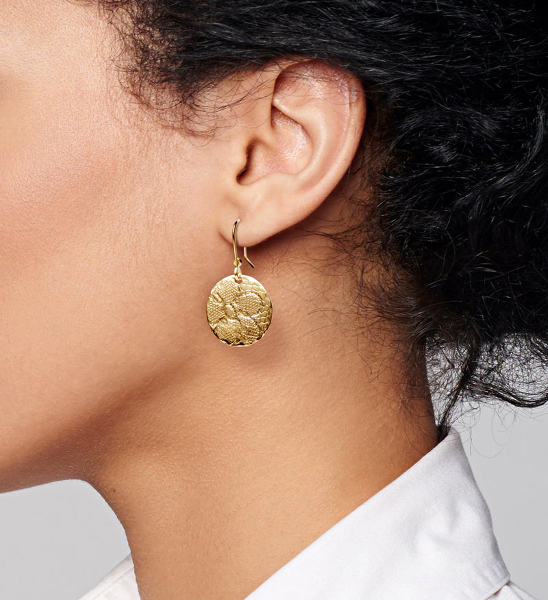 Lace Disc Earrings | Gold